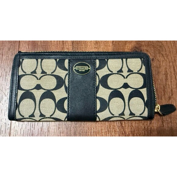 Coach Signature C Black / Khaki Canvas Wallet Leather Trim Top & Side Zip - Picture 1 of 11